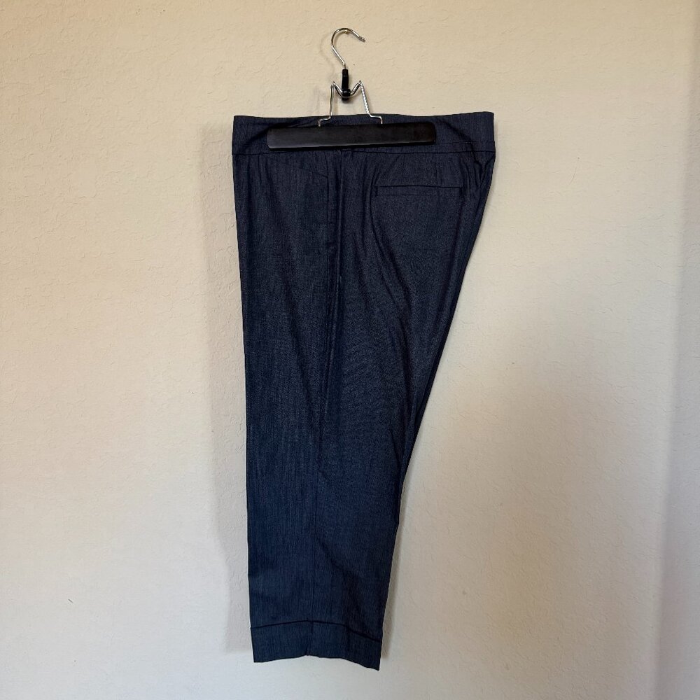 Ann Taylor Cotton Blend Dark Wash Denim Crop Pants - Size 8P - Picture 1 of 6
